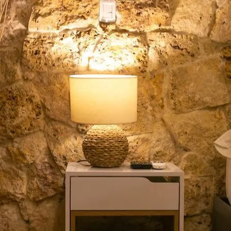Stunning 1br Manga / Near To Getsemani 106 Apartment *