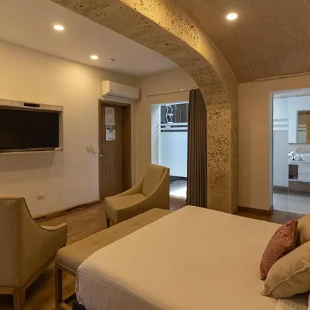 Stunning 1br Manga / Near To Getsemani 106 *